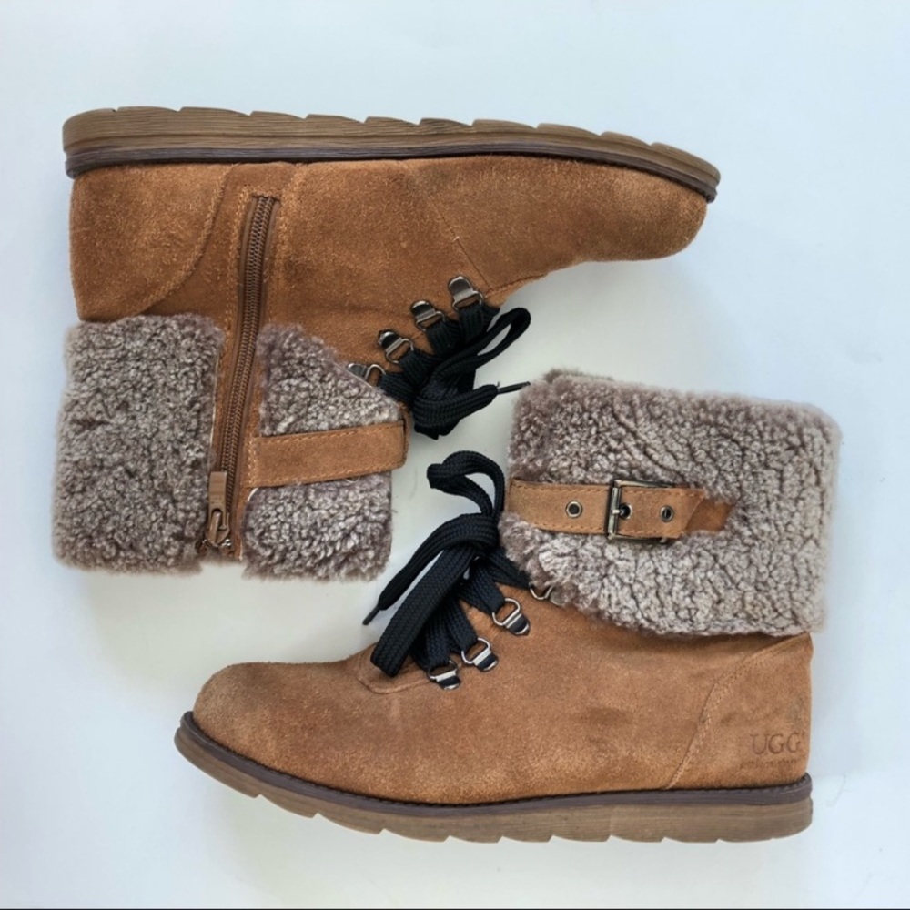 UGG tan lace up front side zip boots